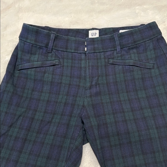 GAP Pants - Gap curvy fit skinny ankle blackwatch plaid pants